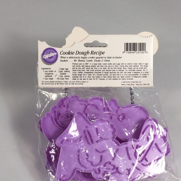 Wilton Easter Cookie Cutters, set of 4 1980s plastic rabbit, chick lamb duck - Picture 5 of 6